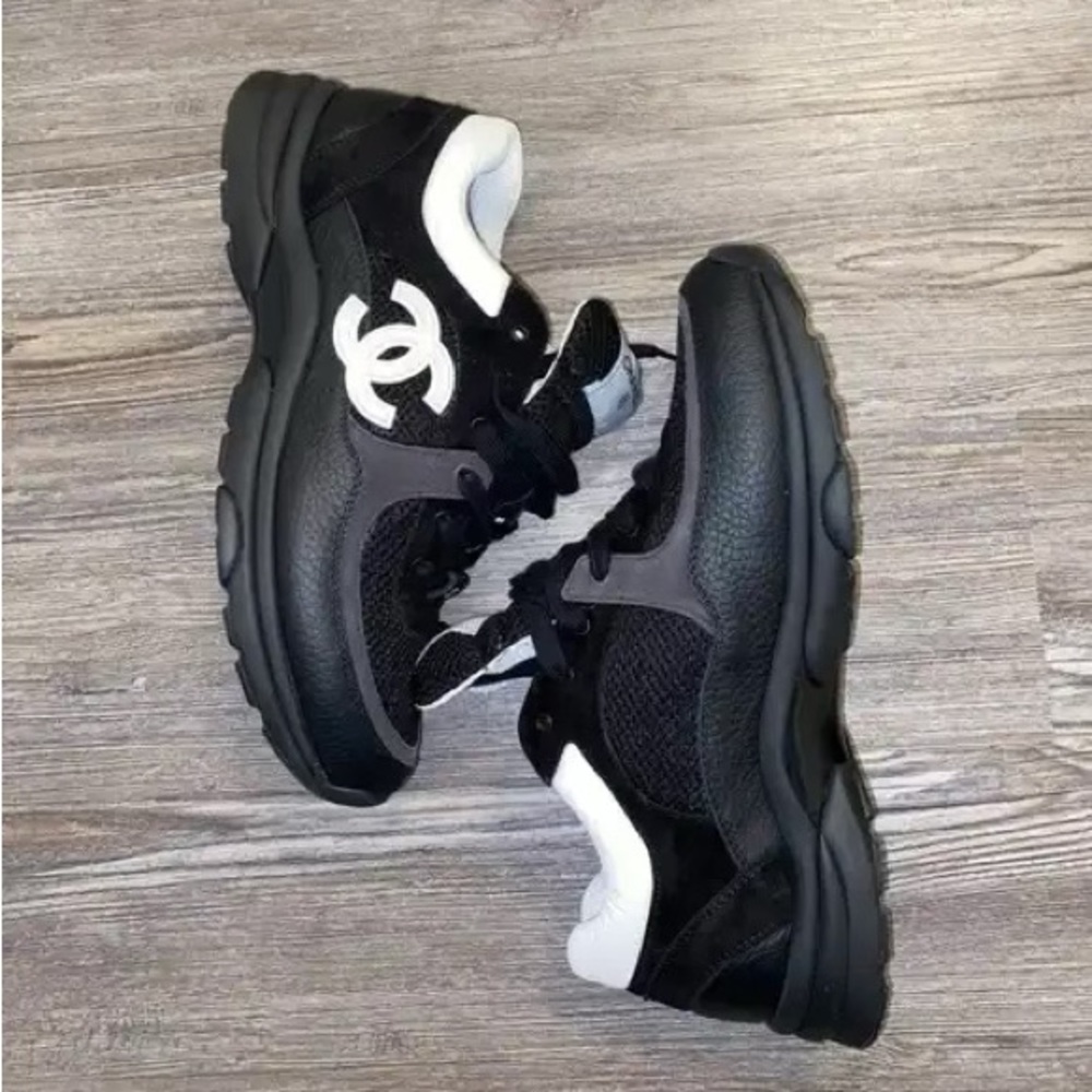 Chanel Trainer